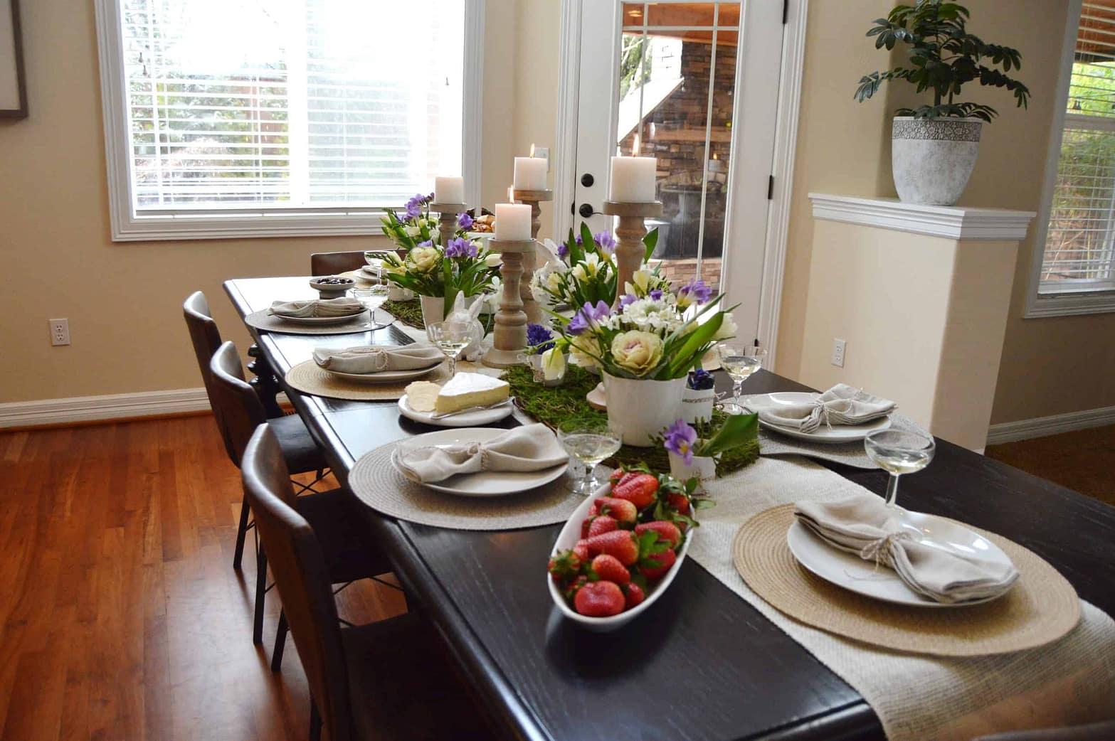 Springtime table interior design