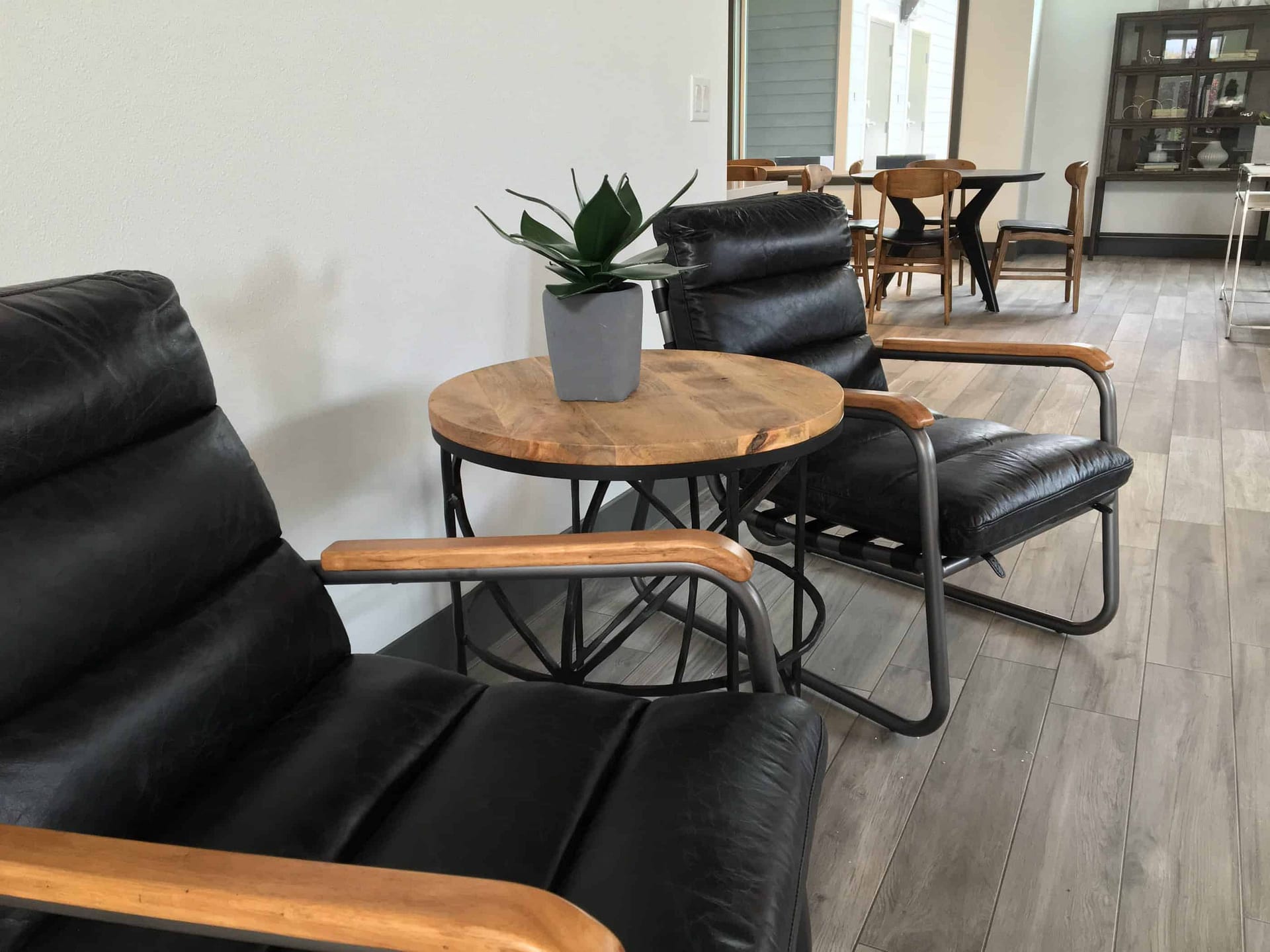 modern retro chairs black leather